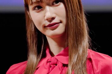 「美容師へのオーダーが多い」芸能人の髪型ランキング 3位“めるる”生見愛瑠、2位浜辺美波…1位は？ | オトナンサー