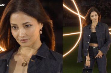 黒木メイサ、美ウエスト見せ大人デニム　大切にしている価値観は「今を精一杯」　カルティエ“TRINITY 100”セレブレーションパーティ