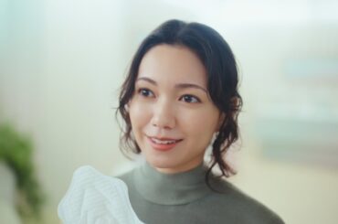 花王 ロリエ しあわせ素肌 もちふわfit 「ナプキンミュージアム」篇　15秒 CM 二階堂ふみ