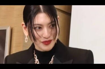 ＜三吉彩花＞シックな装いで美スタイル　「ティファニー」ジュエリーで華やかに