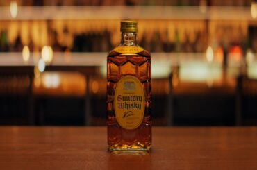 角瓶『蒸溜所の品質』篇 15秒 井川遥 サントリー