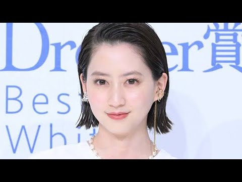 河北麻友子、セーター1枚で美脚スラリ 誕生日ディズニーコーデが「可愛すぎ」「真似したくなる」と話題