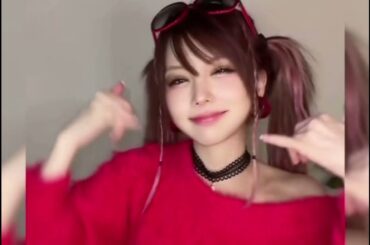 ママになった元「モー娘。」田中れいな、赤の肩出しニットが可愛い！「鎖骨が綺麗」「猫っぽくてキャワ」|..