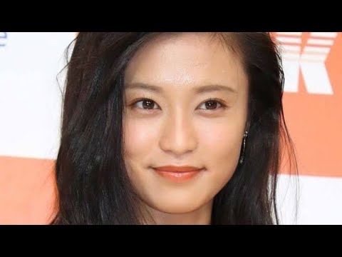 「中国はどうなった？」小島瑠璃子、元AKB結婚式での“1年ぶり”近影につれない声