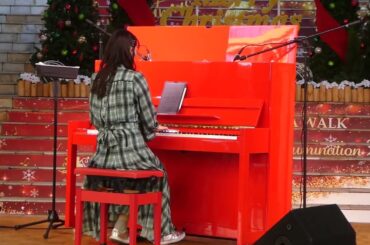 2024/12/21 松井咲子ピアノ演奏@ビナウォーク　♬ライオンハート／ＳＭＡＰ