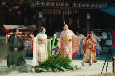 広瀬すず、横浜流星出演／富士フイルム新CM「お正月を写そう♪ 2025 チェキ・ワイドな活躍」篇 6秒