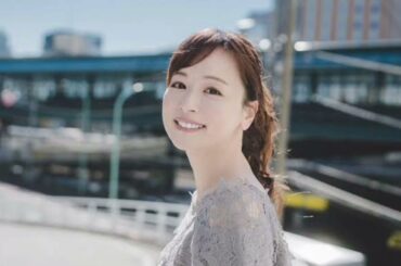 皆藤愛子、美ワキ全開の大胆ショットに反響「スタイル抜群」「こんな可愛い40歳はいない」..,,,.,