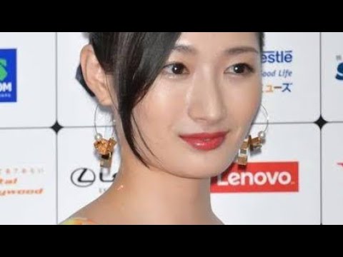 地面に記された「馬主」の文字？⇒実はよく目にするやつでした。武田梨奈さんが父親の勘違いエピソードを披露