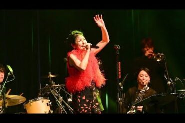 ライブレポート】岸谷香、「ステージに立てる幸せを大切にしていきたい」