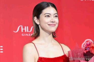 森星、書き初めで美文字披露「達筆」「かっこいい」の声
