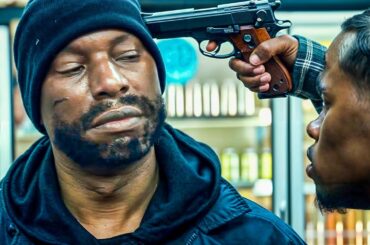 【映画紹介】ストリートのチンピラたちは彼をただの男だと思っていた。しかし、彼は自分が街で最も危険な男である理由を彼らに見せつけた。