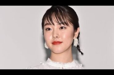 新川優愛さんがショートヘアにイメチェン。ロングをばっさり「どっちも似合う」「雰囲気変わるね」と話題