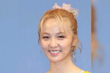 ＜Dream Ami＞水着ショットを公開　海辺でポーズ！　家族でハワイを満喫