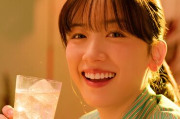 永野芽郁、『トリス』ブランド15年ぶり新ヒロインに抜擢！自身初のお酒CMに出演　サントリーウイスキー『トリスハイボール缶』新TVCM「ハイボール行進曲」篇＆メイキング
