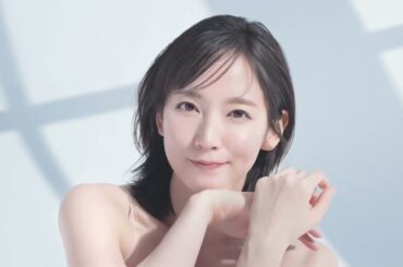 Riho Yoshioka x D-UP "Greedy Mascara" Hyper Lift Mascara - 吉岡里帆 x ディーアップ「欲張りマスカラ」 ハイパーリフトマスカラ篇