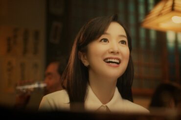 鈴木京香、昭和と令和、時代を超えて一人二役　「サッポロサワー 氷彩1984」新CM