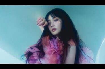 TTH- 鷲尾伶菜、レーベル移籍後初の楽曲「正解」リリース決定