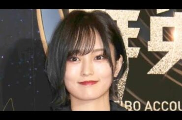 山本彩、真っ赤なドレスで美肩＆デコルテあらわ！上品すぎてうっとり「なんだこの美貌とスタイル」「綺麗…」