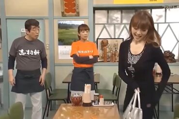 【志村軒】『 志村けん & 上島竜兵 』『の最もおかしな動画 』麺屋の中の可愛い女の子 VOL 7