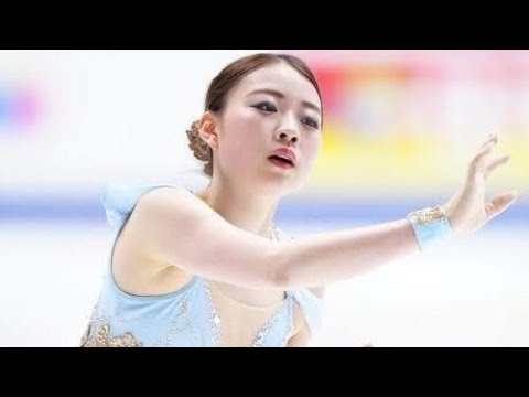 ２季連続全休の紀平梨花　イメージ激変！最新姿が「わぁお！」「大人の雰囲気が」驚きの全身ショット