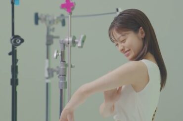 篠原涼子、田中圭、橋本環奈出演／花王「ビオレ ザ ボディ ととのい肌」新CM メイキング