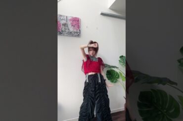 田中れいな 『I I I - 宝鐘マリン & Kobo Kanaeru』