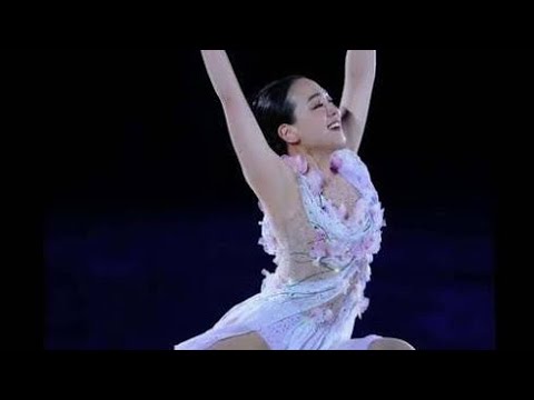 「美しさが香ります」浅田真央、巨大ドレスで見事なAライン「この衣装似合うの…さすが」「惚れ惚れ」「真央天使降臨」と反響続々