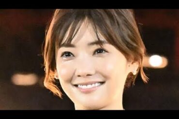 倉科カナ、高級バッグを手に…木南晴夏との2S公開　「美脚すぎる」「バリかわいい」と反響呼ぶ