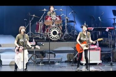 『岸谷香感謝祭2025』ゲストに森高千里&渡瀬マキ(LINDBERG)を迎えての超満員2デイズ！「みんなも私の大事な仲間。大切にしてるし感謝してます！」【オフィシャルレポート】