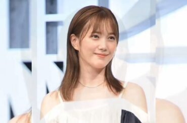 64歳の黒木瞳、純白ドレス姿にファン感嘆「花嫁さんみたい」「本当にお綺麗」