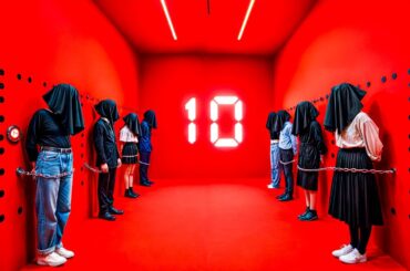 【映画紹介】ある殺人犯が9人の人質を誘拐し、彼らに最も暗い秘密を告白させます。さもなければ、10分ごとに1人が死亡します。