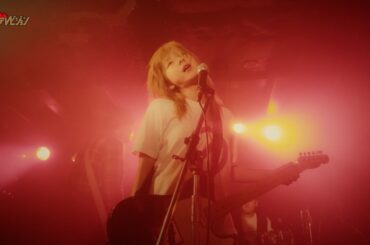 平祐奈、白熱のライブパフォーマンスに注目!乃木坂46・久保史緒里も圧倒される! 映画『ネムルバカ』本編映像