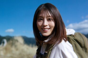 有村架純のCM、屋外ロケと思いきや、最新テクノロジーのスタジオ撮影がすごかった！／au CM＋メイキング＋インタビュー