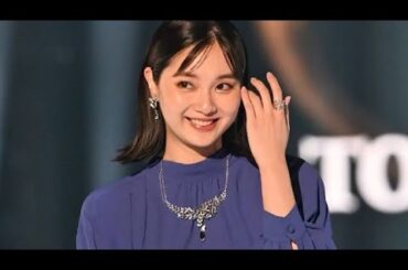 ロケバス運転手と結婚６年…新川優愛の最新姿に仰天「二度見した」「びっくり」「初めて見た」１児の母