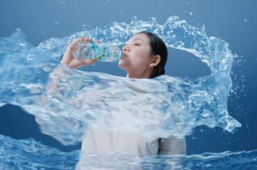 からだ澄む水 CM「飲んで流そう」編 15秒 二階堂ふみ からだ澄む水 CM「飲んで流そう」編 15秒 二階堂ふみ