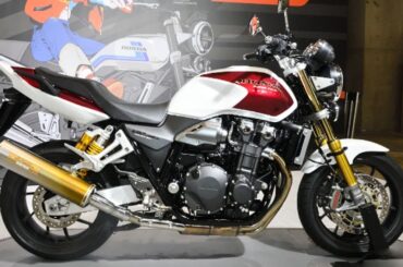 【納車映像】ダレノガレ明美が選んだ“最後のCB”が激アツ！CB1300SP×フルエキ仕様がカッコ良すぎる！
