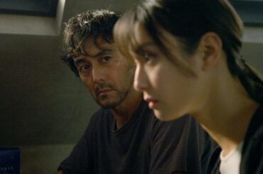 阿部寛＆菜々緒が挑むマネーサスペンス！映画『キャンドルスティック』予告編