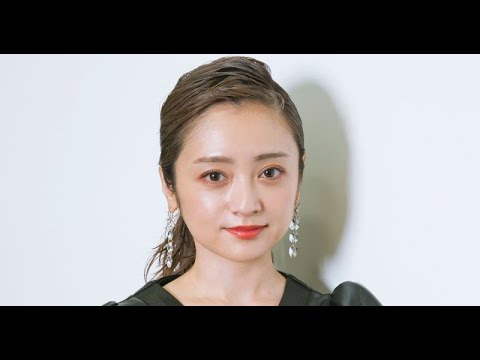 B1- 安達祐実、”夫”と仲睦まじいツーショット 出会いの居酒屋屋で「お二人お顔が似てる」「お似合い」