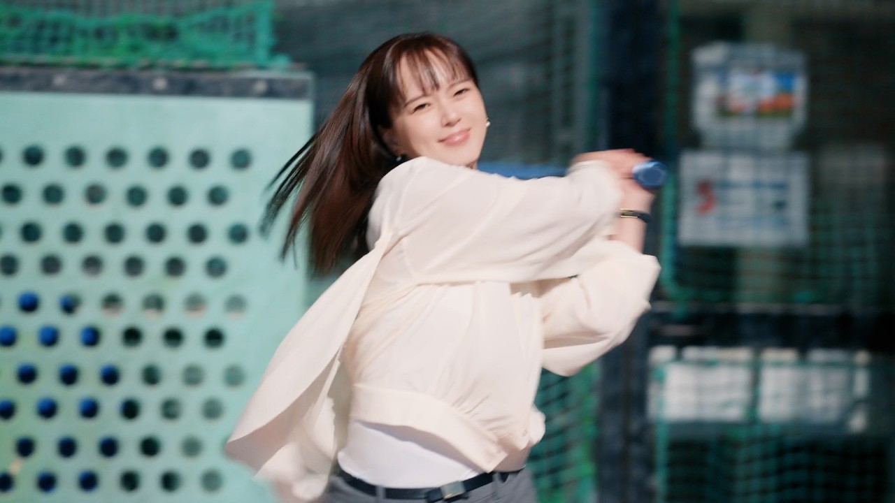多部未華子、バッティングセンターで豪快な神スイングを披露!? セット500新TVCM「バッティングセンター」篇 多部未華子、バッティングセンターで豪快な神スイングを披露!? セット500新TVCM「バッティングセンター」篇