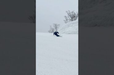 急斜面では上体の前傾角を保つ！森田優香#shorts
