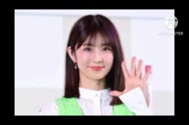 桜井日奈子＞制服＆眼鏡のオフショット　ファン歓喜「可愛過ぎて語彙力無くなる」lkhfdfjhssh