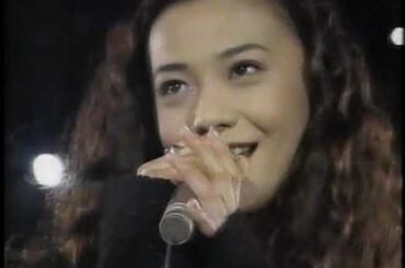 華原朋美「たのしく たのしく やさしくね/I'm proud」(1997年)