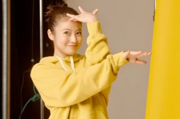 今田美桜、タウンワークCM初出演！カメラ目線でシュールな表情／『タウンワーク』新TVCM＋メイキング