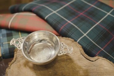 SUNTORY'S WHISKY『アンバージャーニー　スコットランド篇第4回』2分 井川遥 サントリー