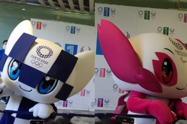 東京2020大会1周年イベント マスコットグリーティング前後のようす