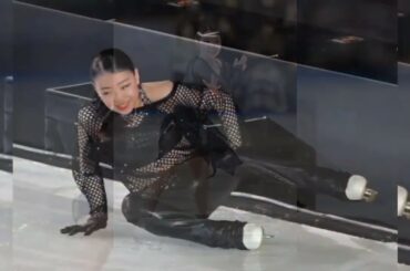 紀平梨花、黒のシースルー衣装で大人の魅力を披露