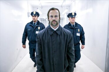 【映画紹介】7年間の獄中生活を経て、元ギャンブルの天才が、マフィアを壊滅させるほど危険な心理戦を携えて帰ってくる。