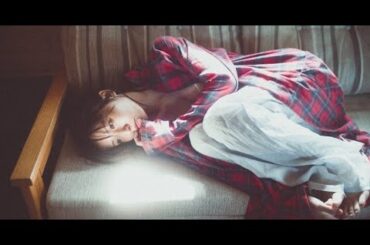 B1- 長濱ねる、起き抜け“すっぴんフェイス”公開 セカンド写真集は「ほとんどのページで化粧していません」