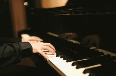 PAKPIANO9V9A7324_TP_V4