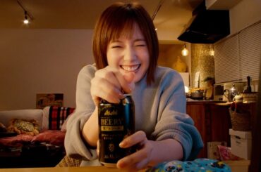 本田翼＆OKAMOTO’Sハマ•オカモト、“微アル”で息抜き「アサヒ ビアリー」新CM